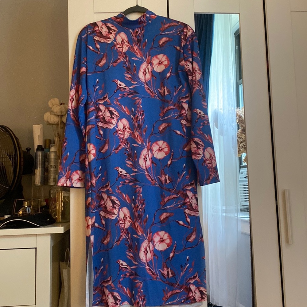 Zara dress, size S. Deep blue with pink/ red flowers. New with tag